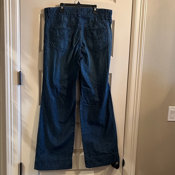 Old Navy High Rise Denim Jeans - Picture 5 of 7